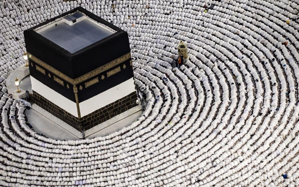 The-Council-of-Mosques
